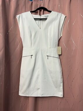 Forever 21 White V‑Neck Cap Sleeve Mini Dress with Zip Pockets